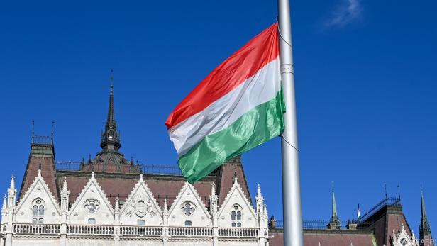 Die Magyaren machen von ihrem Vetorecht gebrauch.