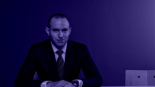 zu sehen ist der gesuchte Ex-Wirecard CEO Jan Marsalek