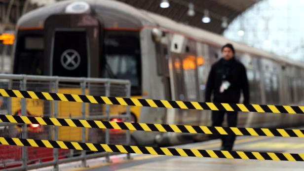 Travel chaos and delays after pepper spray attack at Heathrow Airport Terminal 3