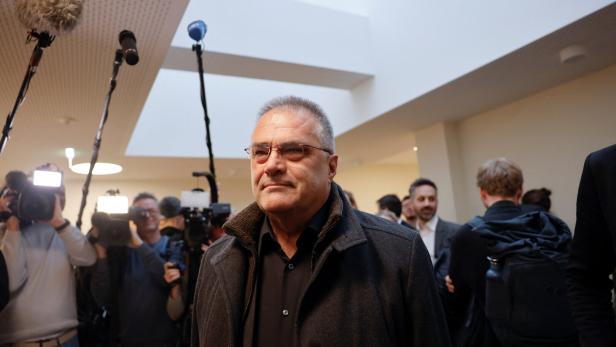 Egisto Ott vor Gericht