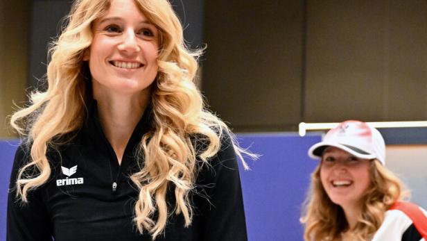 OLYMPIA: EINKLEIDUNG ÖOC-OLYMPIA-TEAM / GASSER