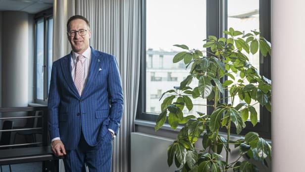 Shahrokh François Shariat