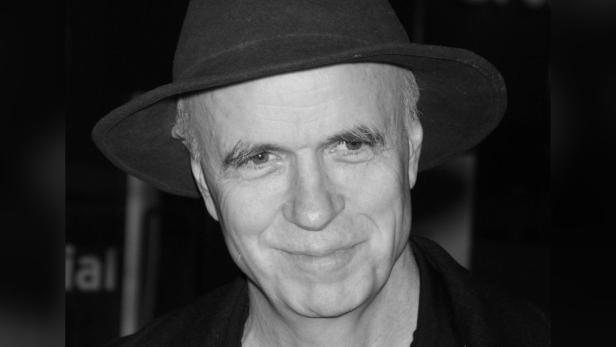 Porträtfoto von Tom Noonan 