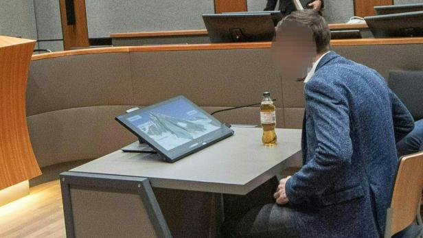 Der 37-jährige Angeklagte beim Prozess in Innsbruck.