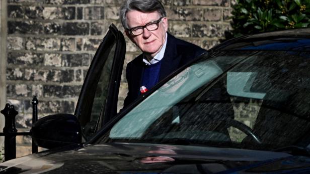 FILE PHOTO: Former British Ambassador to the U.S. Mandelson faces uproar over links to Jeffrey Epstein