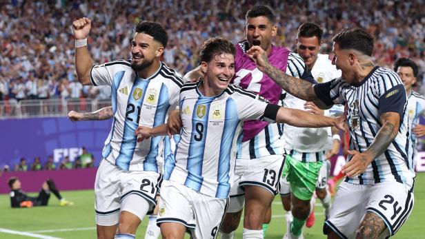 Argentinien jubelt wieder spät