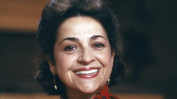 Die rumänische Opernsängerin Ileana Cotrubas in der Musiksendung Ihr Musikwunsch Deutschland 1980e