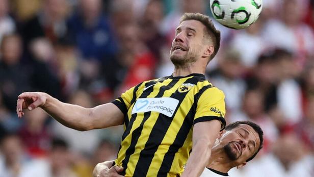 Barnabas Varga bei AEK Athen