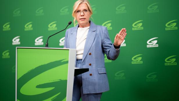 PK "VORSCHAU AUF DIE NATIONALRATS-SONDERSITZUNG ZU KLIMA- UND HITZESCHUTZ": GEWESSLER