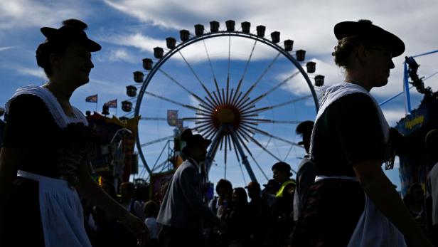 GERMANY-TRADITION-BEER-FESTIVAL-OKTOBERFEST-PARADE