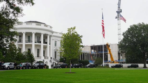 Construction continues on the White House ballroom, where the East Wing once stood, in Washington