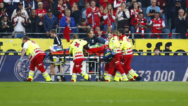 Chudjakow musste abtransportiert werden