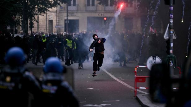 FRANCE-SOCIAL-DEMO-BEST OF