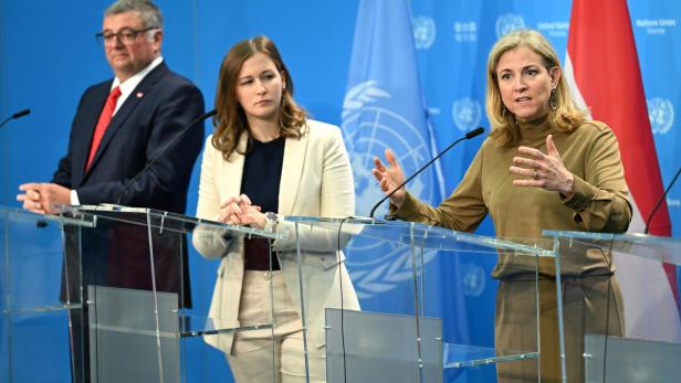 MINISTERRAT: PRESSEFOYER ZU SCHWERPUNKTEN ÖSTERREICHS IM SICHERHEITSRAT UND ZUM AMTSSITZ WIEN: LEICHTFRIED (SPÖ) / BAUER (ÖVP) / MEINL-REISINGER (NEOS)