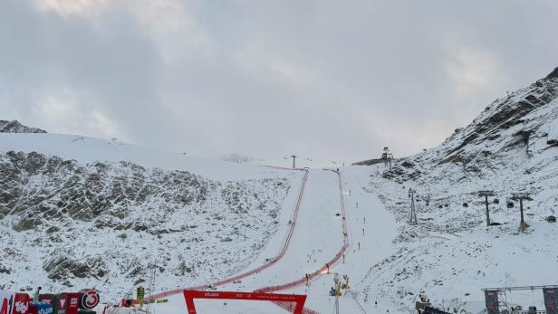 Der Rennhang in Sölden muss auf die erste Läuferin warten