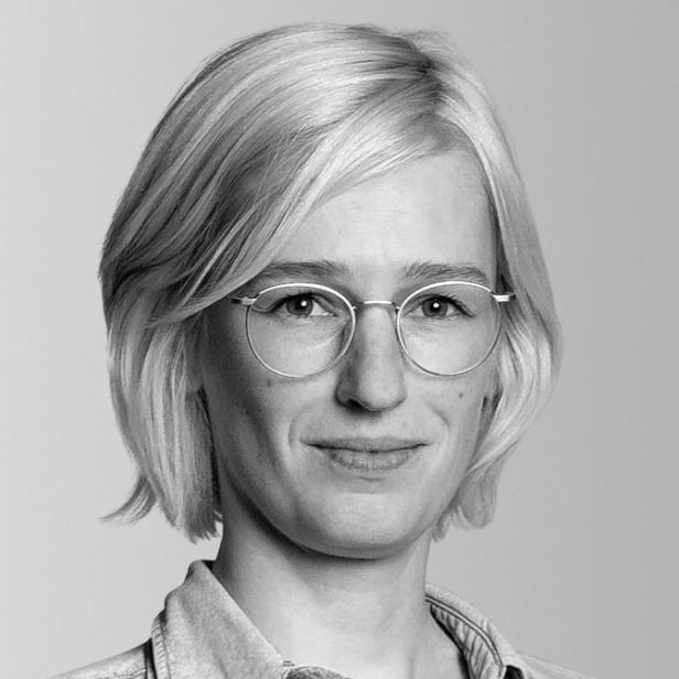 Evelyn Peternel